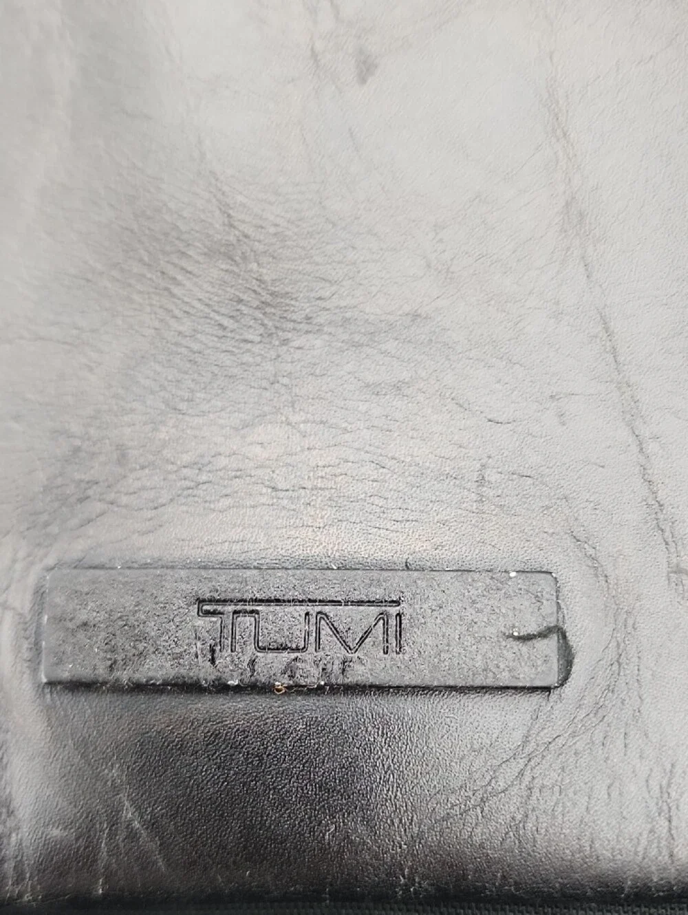 Tumi compact black
